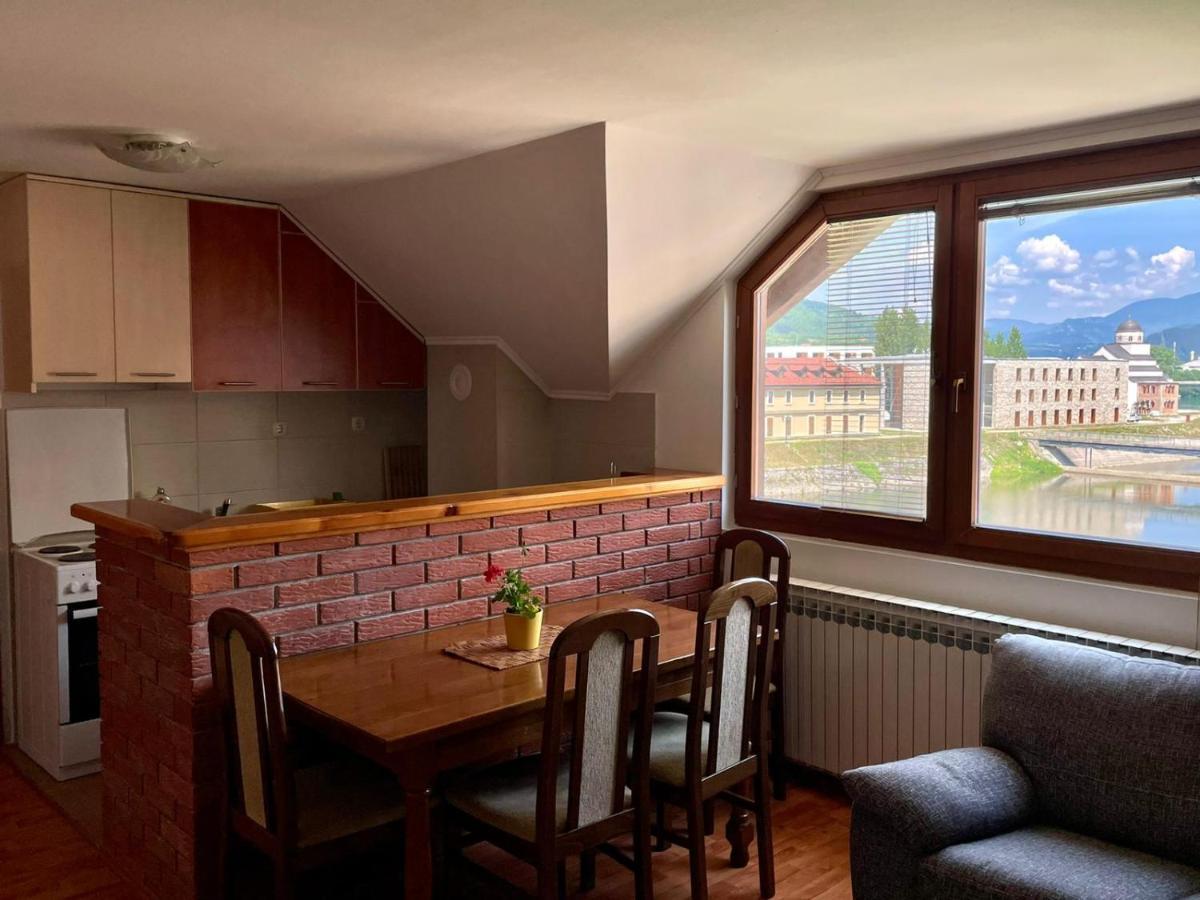 Apartments Vila Hercegovina Visegrad Bagian luar foto